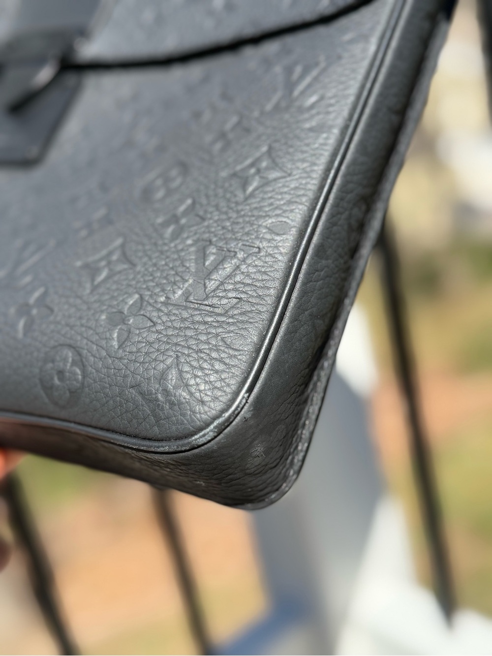 Louis Vuitton - M20835 - S Lock Briefcase Monogram Taurillon Leather Briefcase - Picture 3 of 12
